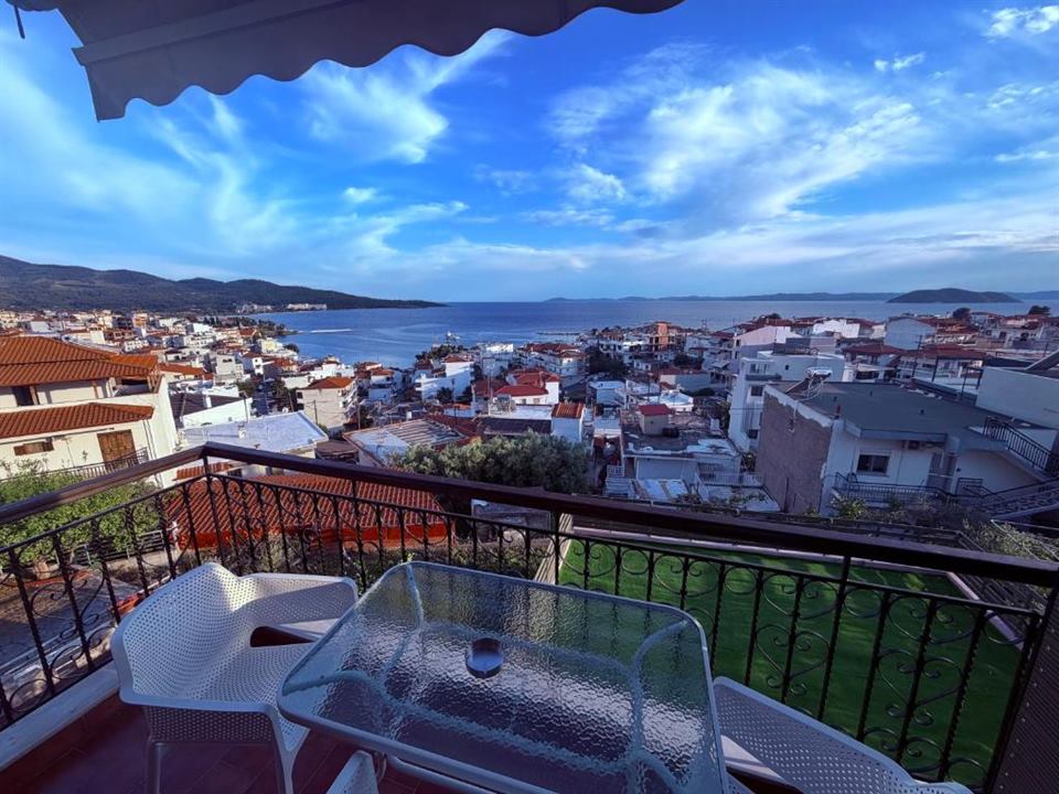 Balcony with sea view over Kassandra Gulf at House Mistral