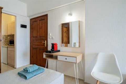 Sea View Apartment — photo 3